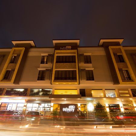 Infinity Suites Davao City Eksteriør billede