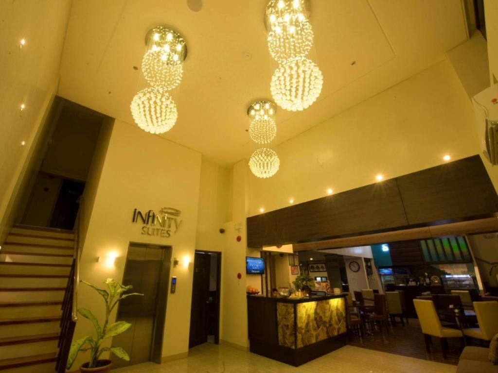Infinity Suites Davao City Eksteriør billede