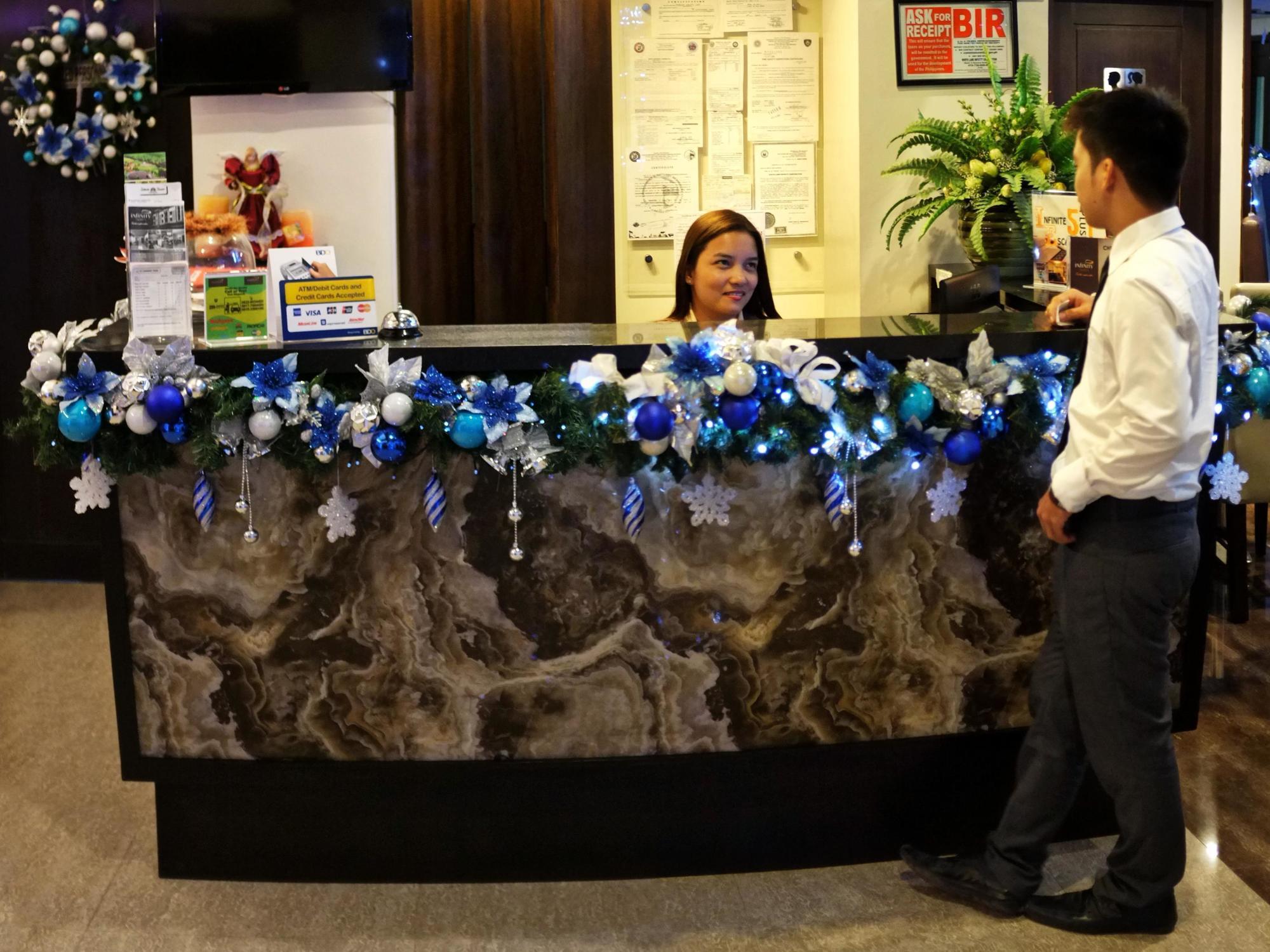 Infinity Suites Davao City Eksteriør billede