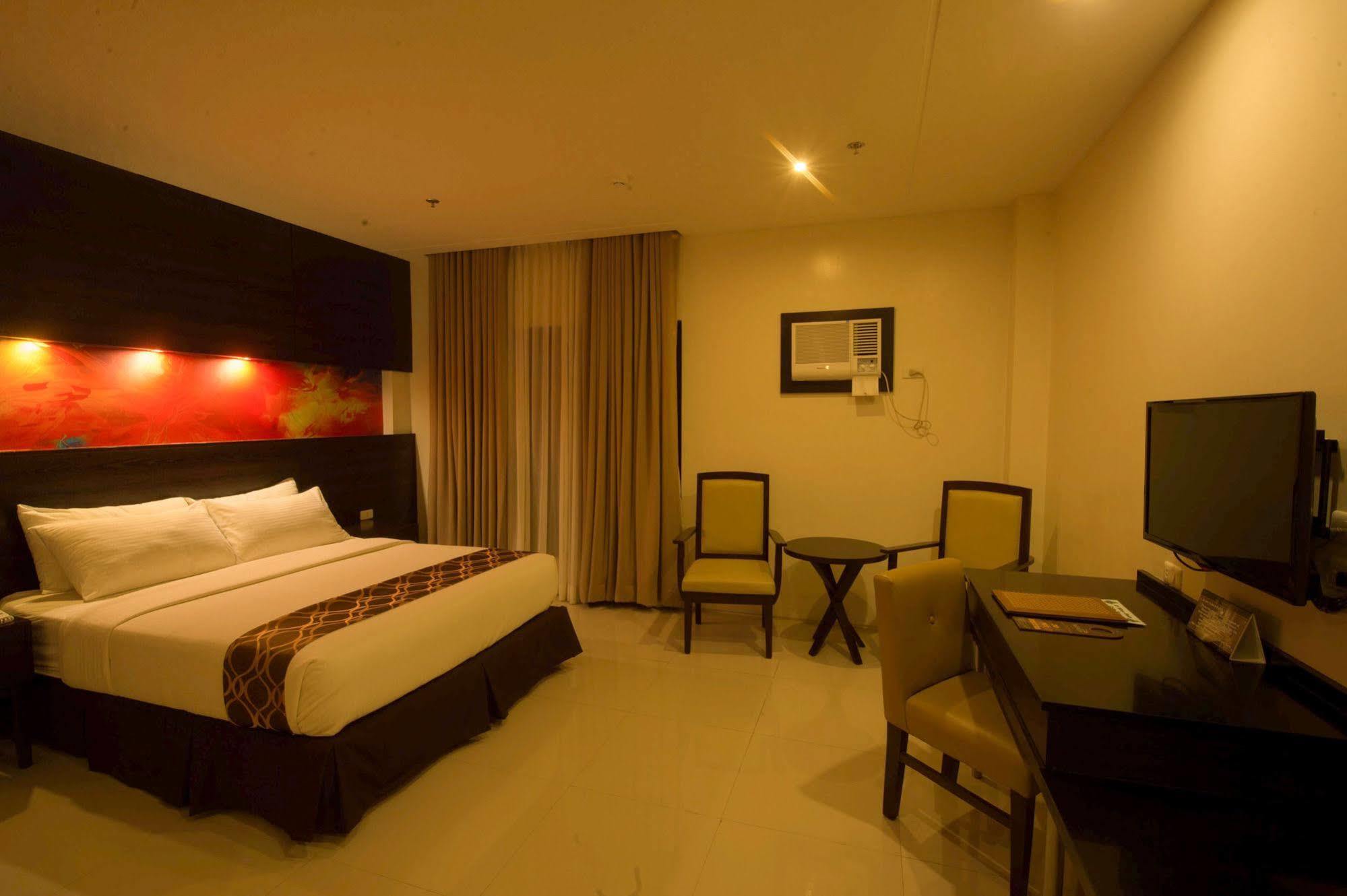 Infinity Suites Davao City Eksteriør billede
