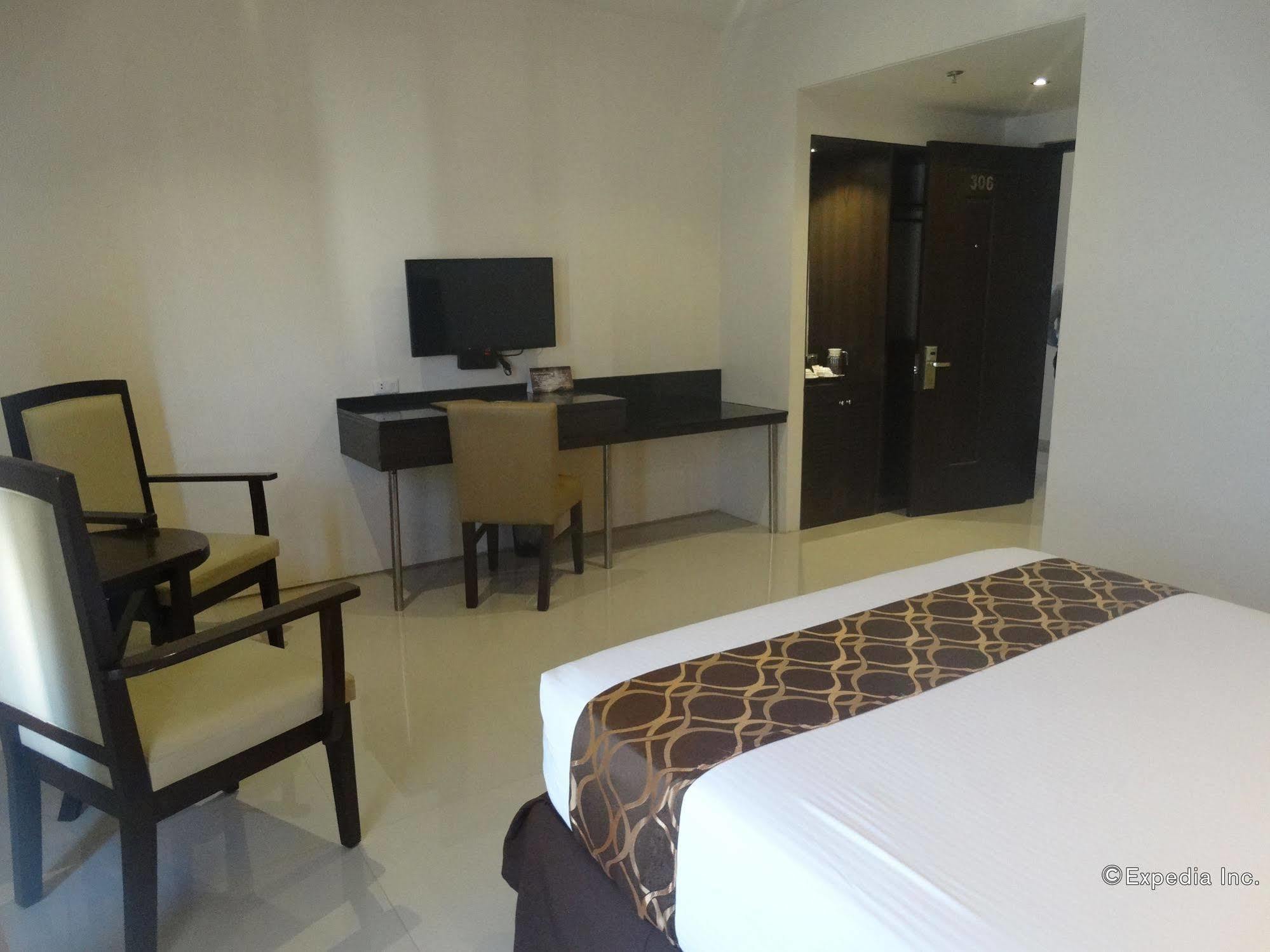 Infinity Suites Davao City Eksteriør billede