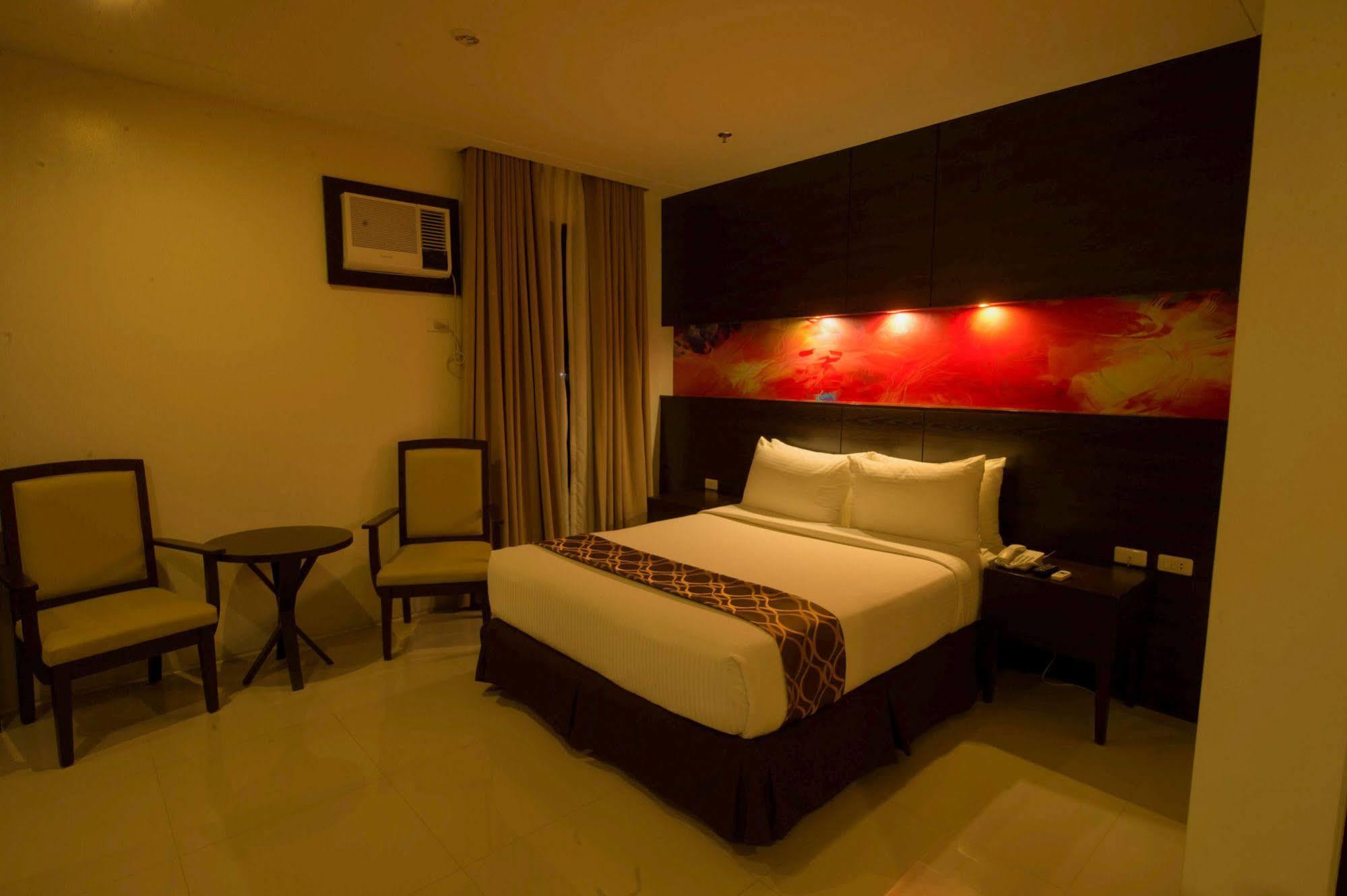 Infinity Suites Davao City Eksteriør billede